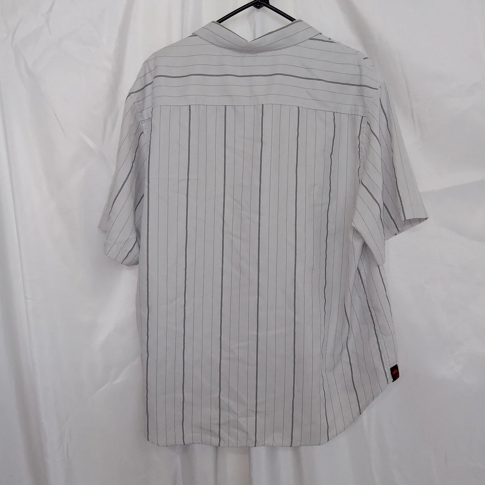 Tony Hawk Light Grey Striped Button Up Skater Shirt Mens Size XL